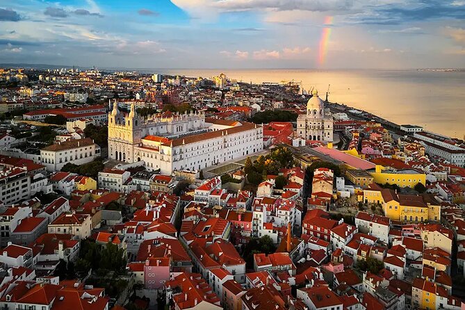 1.5H Private Tuk Tuk Tour of Historic Lisbon - A place honoring notable Portuguese figures