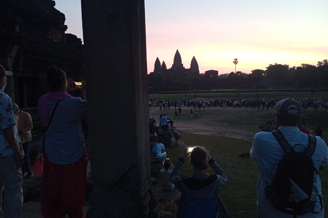 1-Day private Angkor Temple Tour with Sun Rise by Tuk Tuk from Siem Reap - Why the private tuk tuk setup works
