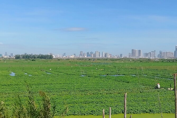 10 Stop Phnom Penh Tour by Tuk-Tuk, includes S21 & Killing Fields - Wat Ounalom and Phnom Penh’s religious center