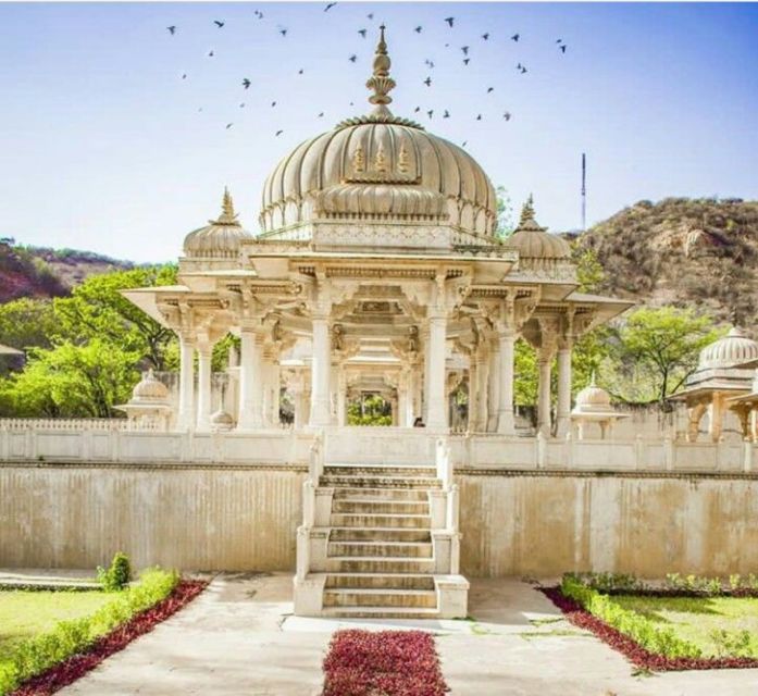 2 Days pink city jaipur sightseeing tour by tuk tuk - Should you book this Jaipur tuk-tuk tour?
