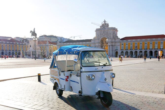 2-Hour Private Historic Lisbon Tour by Tuk Tuk - Key points at a glance