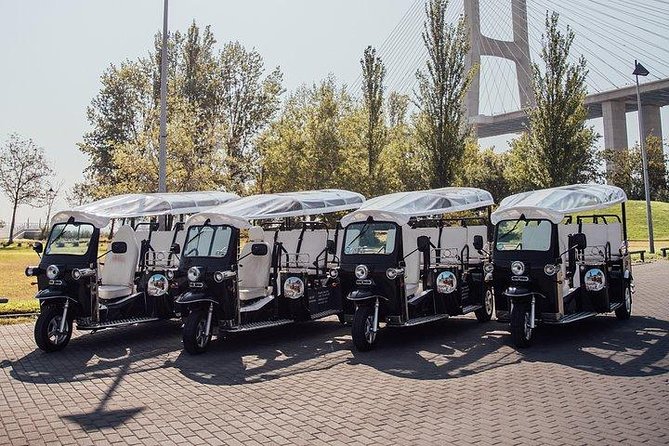 2 Hour Tuk Tuk Tour of the Old Town it will make you fall in love - Price, private space, and group value