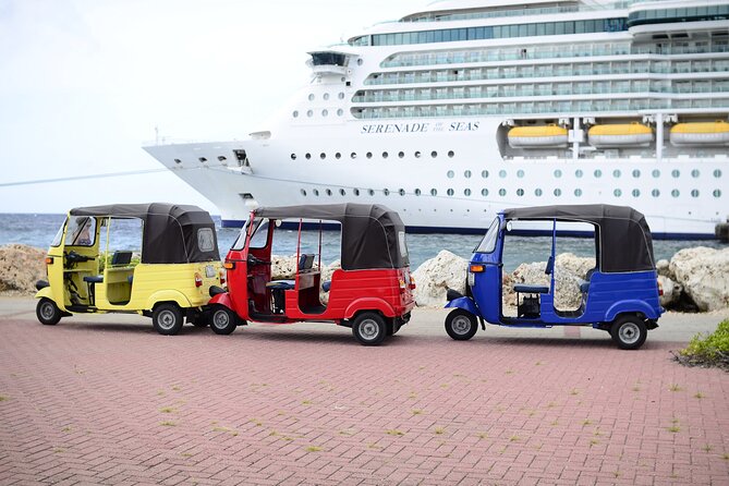 2-Hour TukTuk Rental with an Experienced Guide and Driver - Otrabanda adds a different view of the city