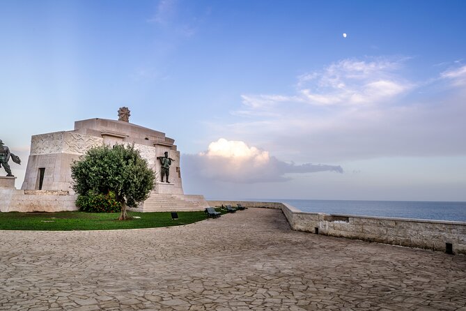 2 Hours Calessino/ Tuk tuk Tour to Syracuse and Ortigia Island - The driver makes the difference