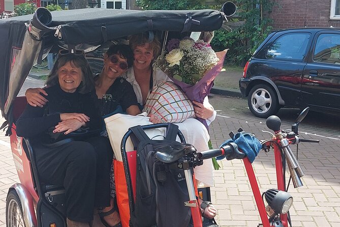 2 Hours Private Amsterdam Rickshaw Tour - The Red Light District and Nieuwmarkt