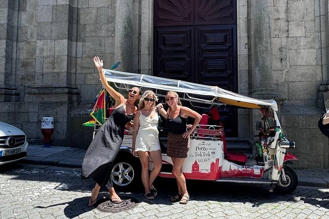3 Hour Tuk tuk Tour in Porto - Gardens, Atlantic air, and more viewpoints