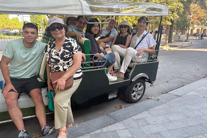 4 Hour Grand Paris Tour by Electric Tuk Tuk See Almost Everything - Trocadéro, the Arc de Triomphe, and the Champs-Élysées