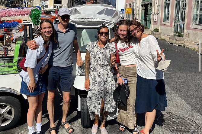 4-Hour Lisbon Highlights: Discover the best by TukTuk - Alfama from Portas do Sol