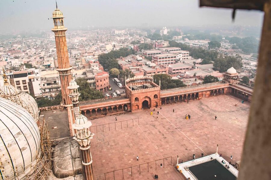 4-hour Old Delhi Heritage Walking tour with Rickshaw Ride - Khari Baoli, Delhi’s Spice-Scented Finale