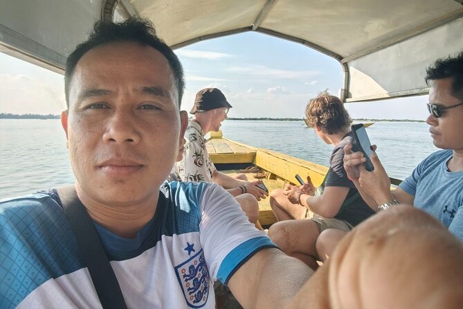 4 hours taking tuk tuk to see Mekong dolphins and countryside - Who should book this Kratie outing?