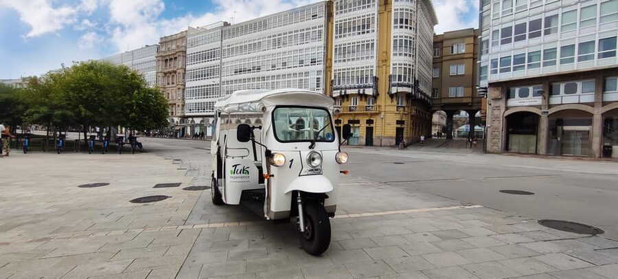 A Coruña: VIP Tuk Tuk tour - From the Marina Galleries to María Pita Square