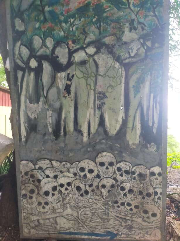 A Day TukTuk Handicrafts Bambootrain Killing&BatCaves,Sunset - Rat barbecue, Phnom Sampov, and the Killing Cave