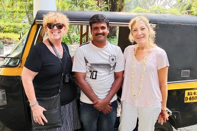 Adventure Tuk Tuk Tour in kochi - A Private Guided Tour with Hotel Pick up - Jain Temple and the move into Mattancherry