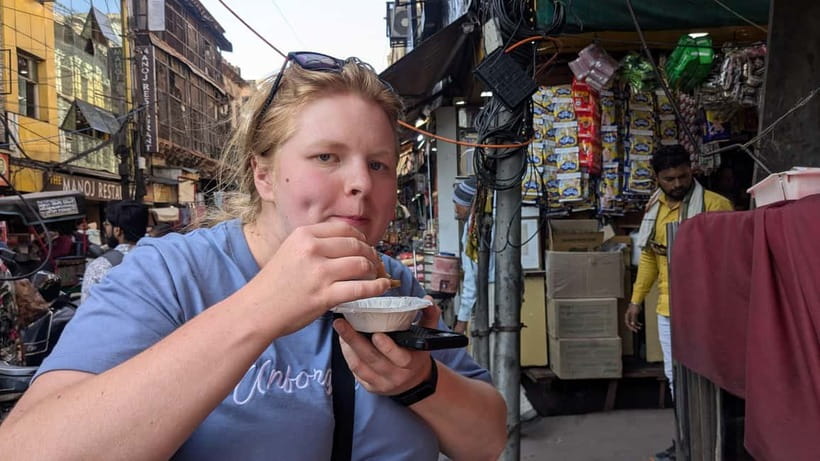Agra: Heritage Walking Tour of Agra 2 Hours by Tuk-Tuk - Rawatpara: spices, petha, and shopping decisions