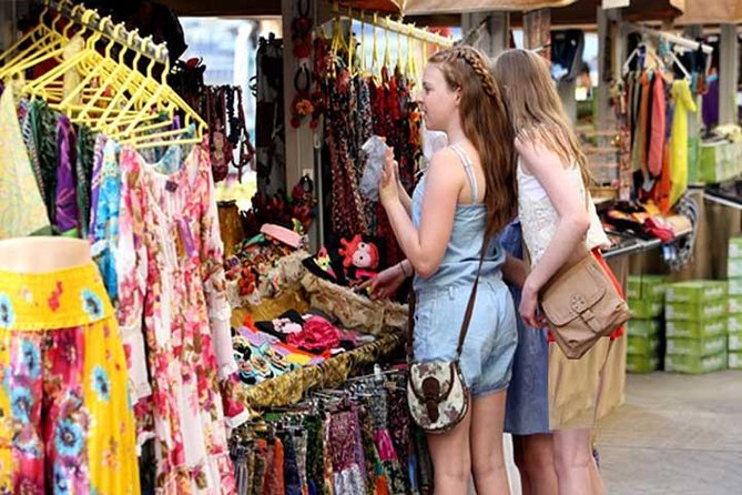 Agra: Street Food and Walk Tour with Spice Market by Tuk-Tuk - Starting with hotel pickup and a tuk-tuk ride