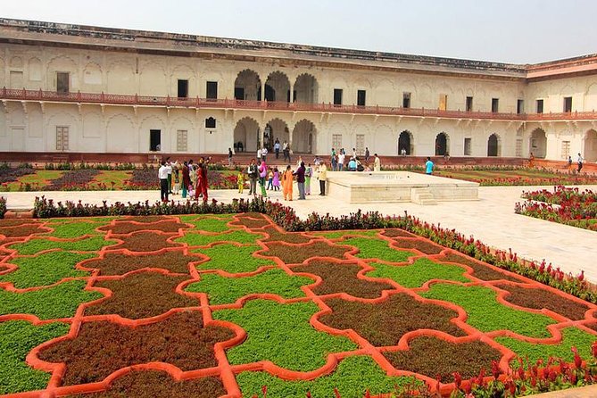 Agra: Street Food and Walk Tour with Spice Market by Tuk-Tuk - Rawatpara Spice Market and Seth Gali food stops