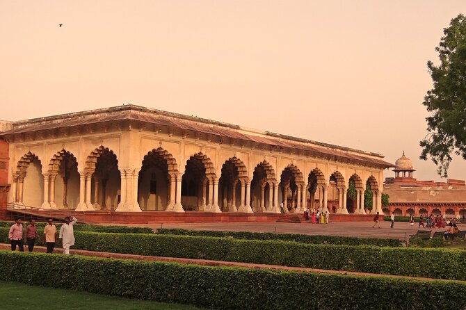 Agra: Taj Mahal, Agra Fort and Baby Taj Private Tour by Tuk-Tuk - Lunch and the Baby Taj