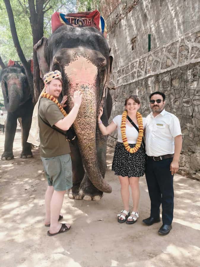Agra: Taj Mahal Guided Tour with Tuk-Tuk - Is $5 good value for Agra?