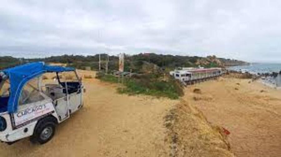 Albufeira City Tour & Best Beaches 2h (TukTuk or Jeep) - The beach stop and 30 minutes for a swim