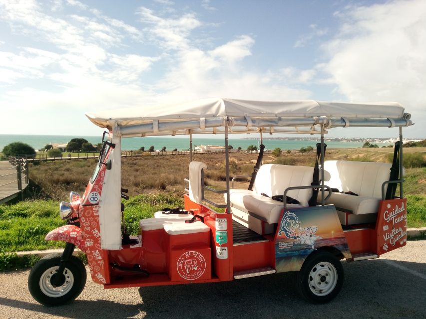 Albufeira: Private Tuk Tuk Tour - A night tour to the Strip