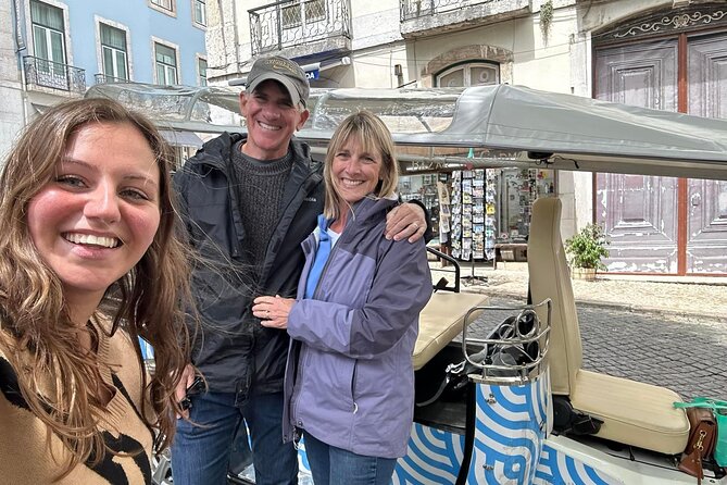 All City Premium Private Guided Tour by Tuk-Tuk in Lisbon - Alfama in 30 minutes