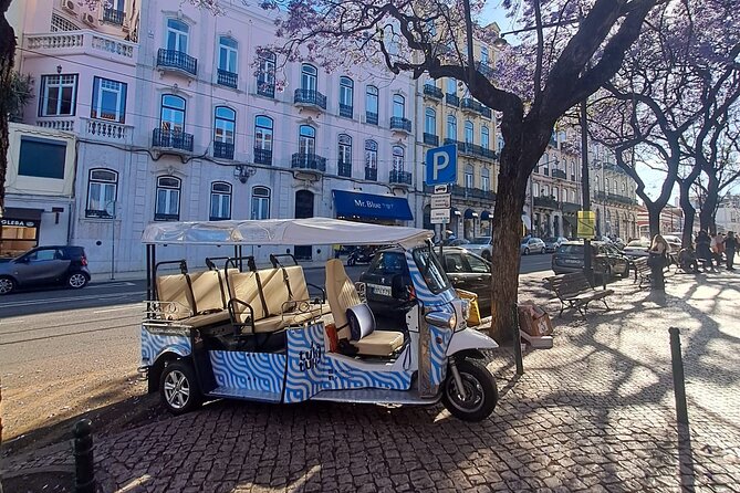 All City Premium Private Guided Tour by Tuk-Tuk in Lisbon - São Pedro de Alcântara and the central neighborhoods