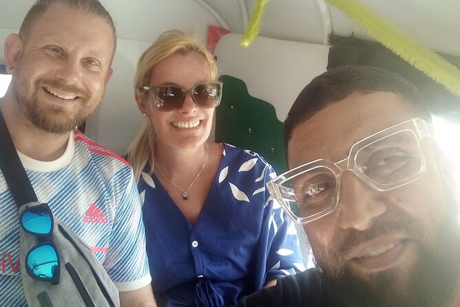 All inclusive colombo Tuk Tuk city tour - Pettah and the red-and-white Jami Ul-Alfar Mosque
