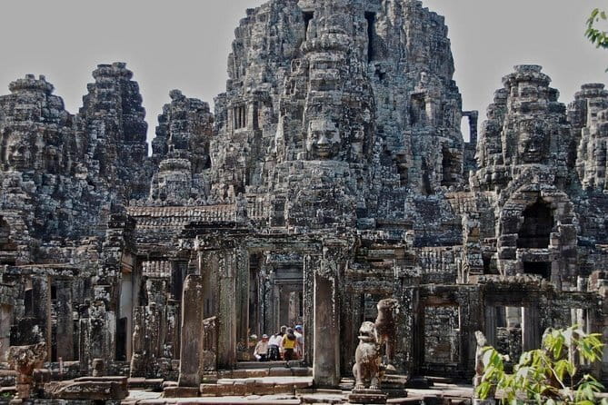 Amazing full day TUKTUK tour - Srah Srang and Banteay Kdei for a quieter change of pace