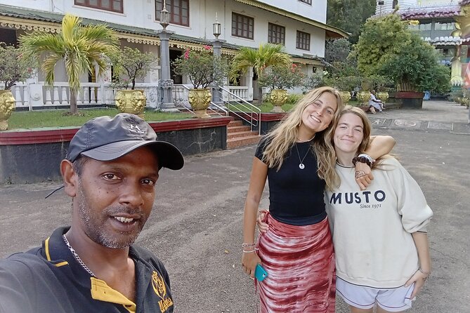 Ambuluwawa Tower and Kandy City Tuk Tuk Tour with Epic views - Tea country after the tower