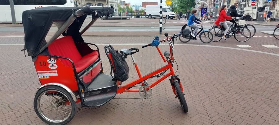 Amsterdam: Private City Highlights Tour by Rickshaw - Museumplein and P.C. Hooftstraat