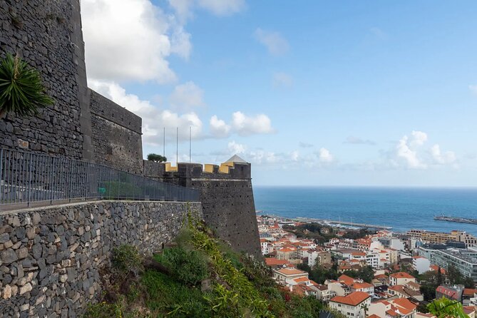 An Express tuk-tuk tour through Funchal Old Town - Ending at Barreirinha Bar Café