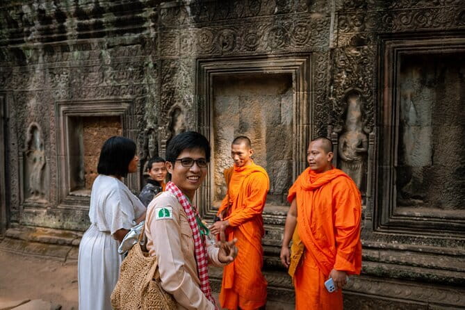 Angkor Wat Sunrise by Tuk Tuk – Personalized Private Tour - A quiet pause at Banteay Kdei