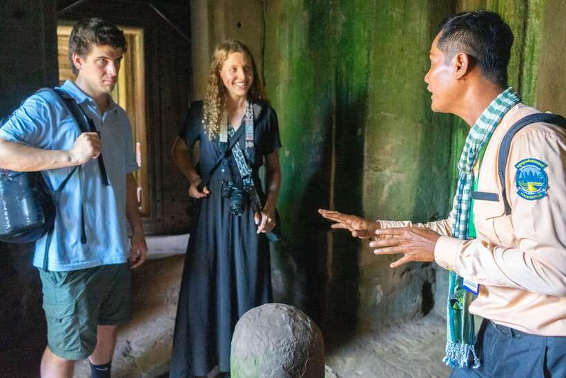 Angkor Wat Sunrise Private Tuk-Tuk Guided Tour - Angkor Wat: more than a sunrise photograph
