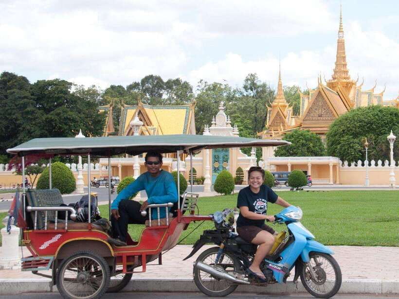 Angkor Wat Tour by Tuk-Tuk with English Speaking Driver - Angkor Wat gives you the grand opening