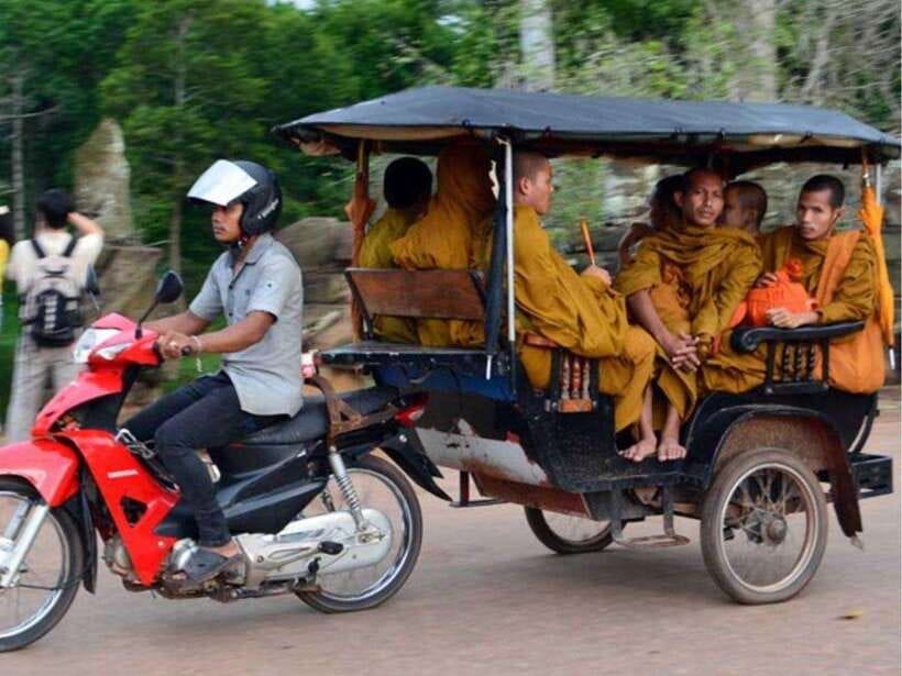 Angkor Wat Tour by Tuk-Tuk with English Speaking Driver - Lunch is a needed pause, not wasted temple time