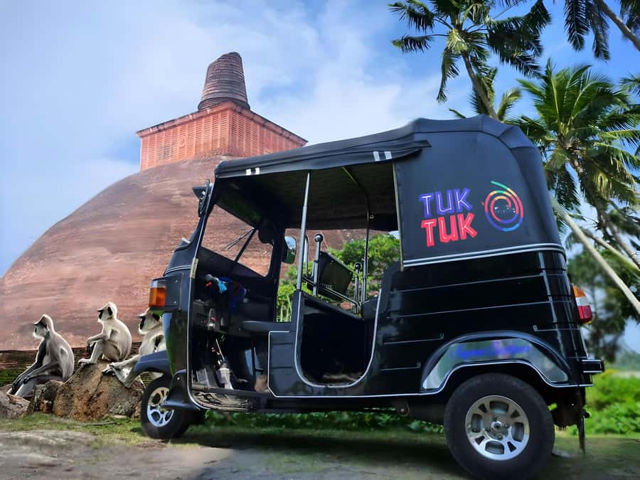 Anuradhapura: Tuk Tuk Tour - Ancient City with Audio Guide - Why a tuk tuk works well in Anuradhapura