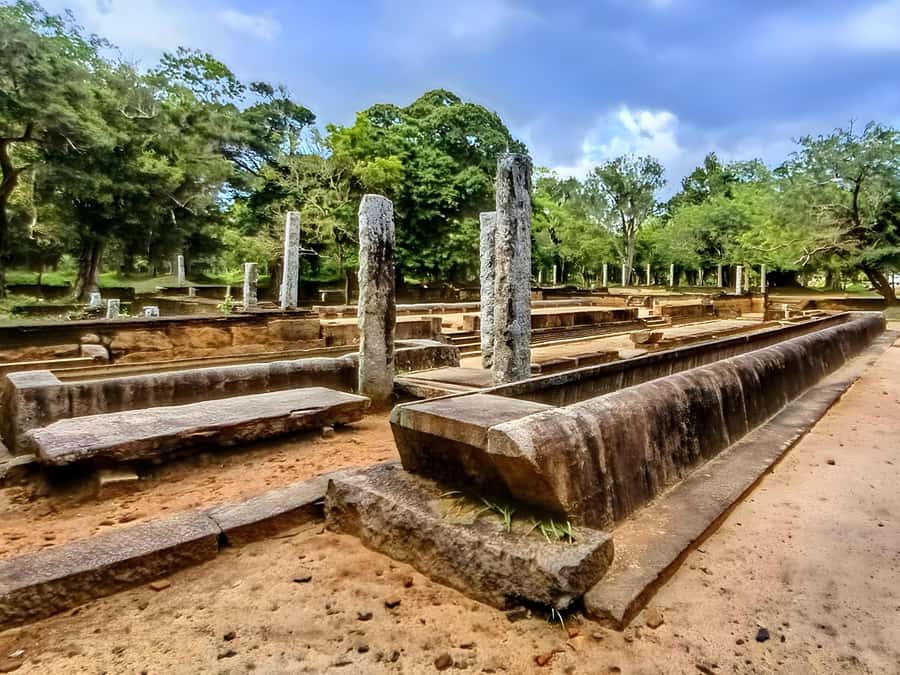 Anuradhapura: Tuk Tuk Tour - Ancient City with Audio Guide - Comfort, clothing, and who should skip it