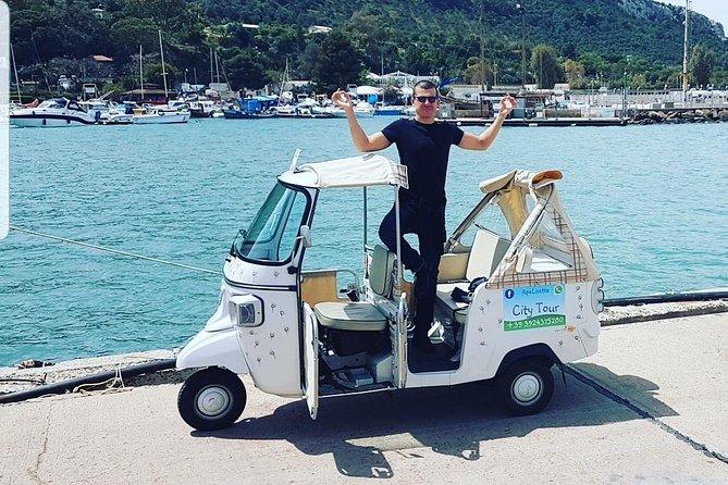 Apelisetta tuk tuk: 2 hours tour of Cagliari - From the old city to the coast
