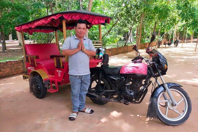Apsara Dance Show with Dinner by Tuk-Tuk Roundtrip Transfer - The four-course Cambodian dinner