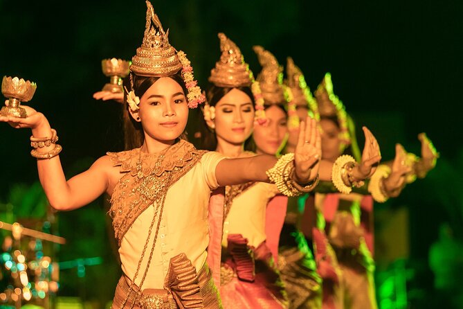 Apsara Dance Show with Dinner by Tuk-Tuk Roundtrip Transfer - Costumes, staging, and the pace of the evening
