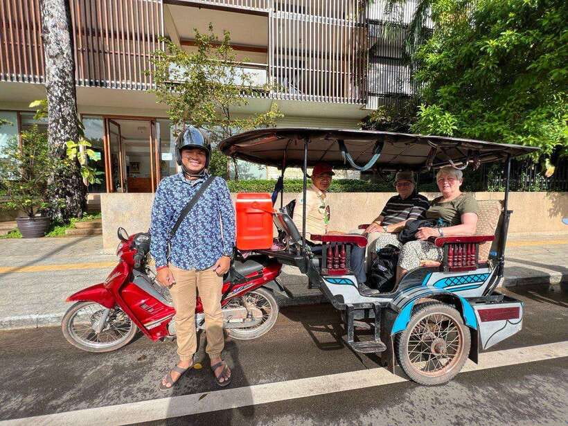 Apsara Traditional Dances & Local Buffet with Tuk-Tuk Ride - Should you book this Apsara dinner show?