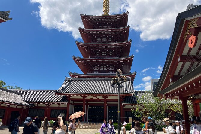Asakusa, Tokyo: Rickshaw Experience and Highlights Walking tour - The 20-minute rickshaw ride toward Skytree views