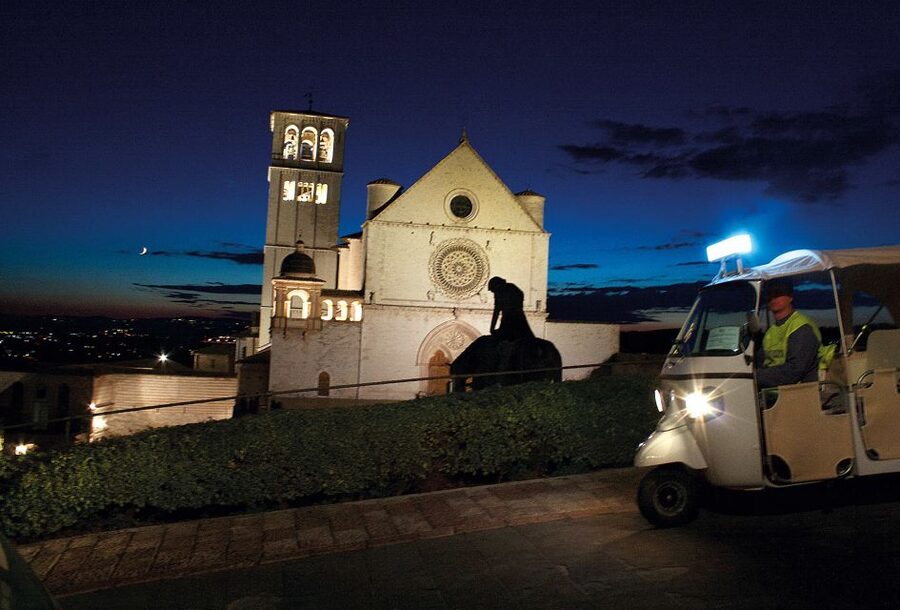 Assisi: Panoramic Tuk Tuk Tour - Rocca Maggiore, the high point of the ride