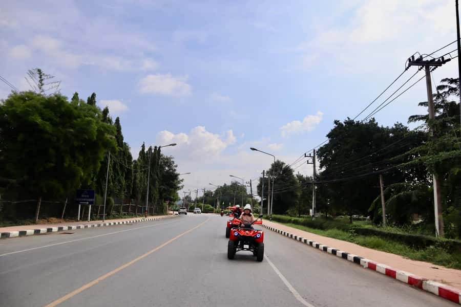 Ayutthaya: ATV Adventure with Tuk Tuk Transfer and Lunch - How the private format affects the day
