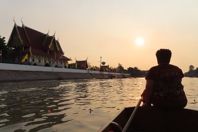 Ayutthaya Funky Frogy Tuk Tuk Experience With Famous Temple - What to expect at Ayothaya Floating Market