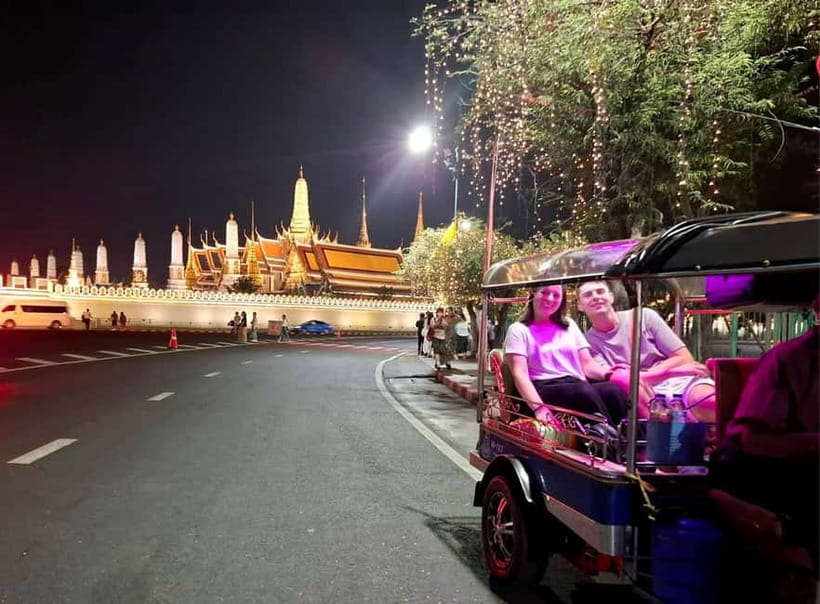 Bangkok: 2-hour Old City CHOB TUK TUK+ Talat Noi Street Art - Practical advice before you go