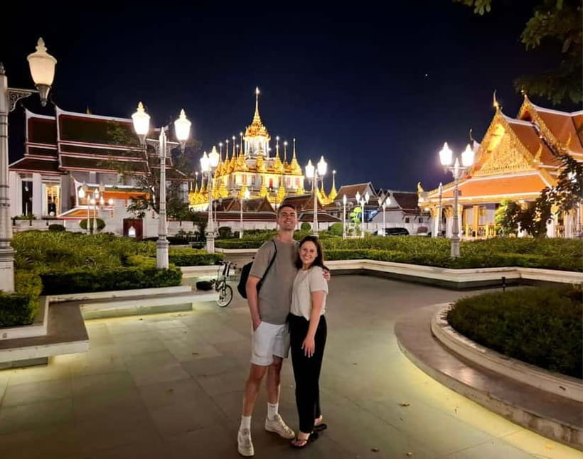 Bangkok: 2-hour Old City CHOB TUK TUK+ Talat Noi Street Art - Starting at Sanam Chai and the City Pillar Shrine