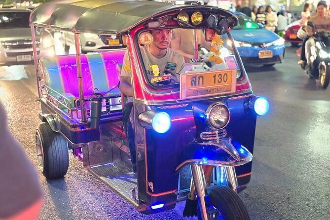 Bangkok: A 4 Hours Tuk Tuk Sightseeing Tour At Iconic Landmarks - Crossing the river to Wat Arun