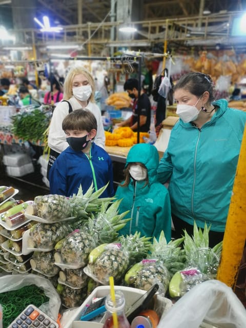 Bangkok: A 4 Hours Tuk Tuk Sightseeing Tour Iconic Landmarks - Chinatown food, dessert, and the final stop