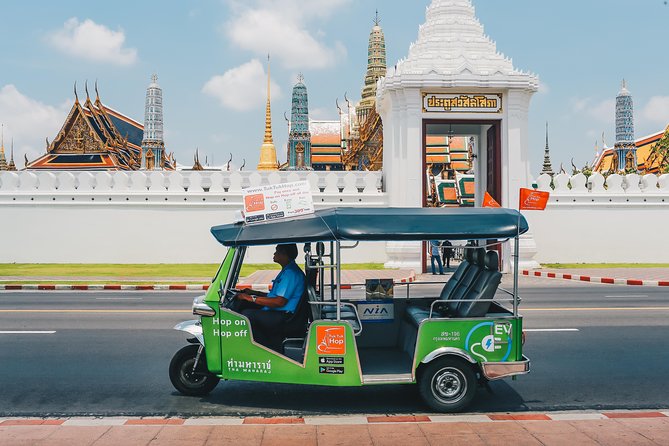 Bangkok Combo: Tuk Tuk App Pass, Chao Phraya Boat & E-sim - What this Bangkok transport pass actually does